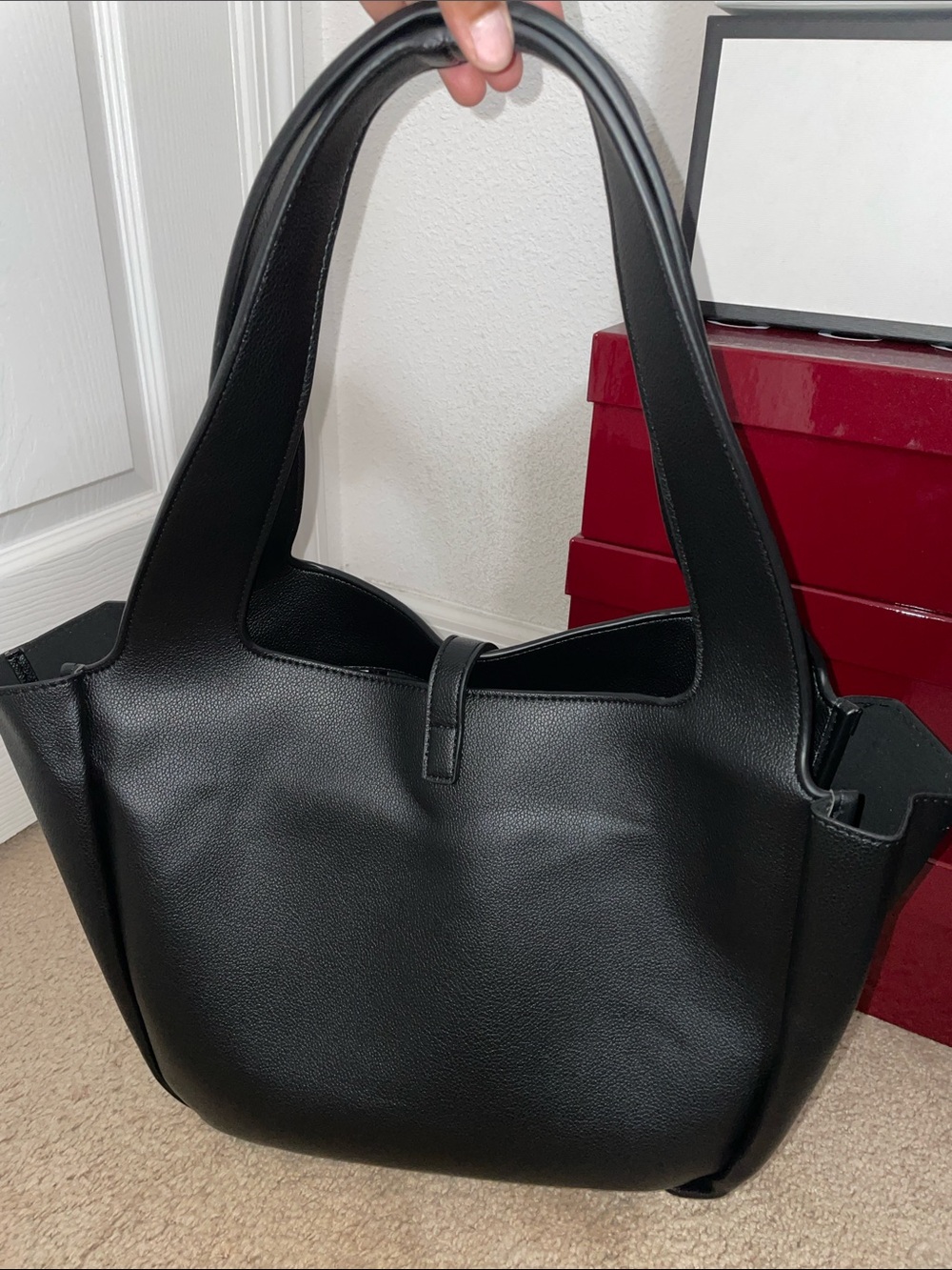 Saint Laurent Black Leather Tote with Gold YSL Emblem - Picture 4 of 12
